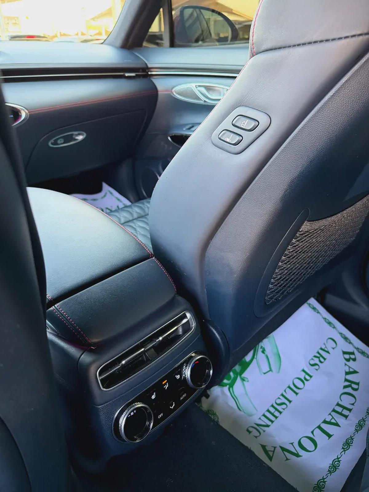 GENESIS GV70–3.5 –GCC—FREE ACCIDENT—ORIGINAL PAINT—FULL OPTION SERVICE HISTORY AGENCY EXCELLENT COND-10-10