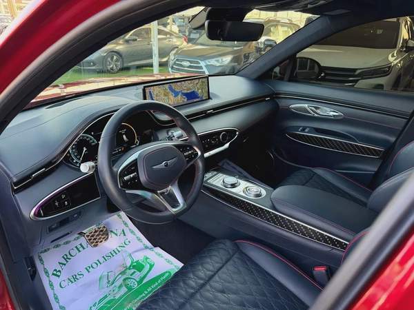 GENESIS GV70–3.5 –GCC—FREE ACCIDENT—ORIGINAL PAINT—FULL OPTION SERVICE HISTORY AGENCY EXCELLENT COND