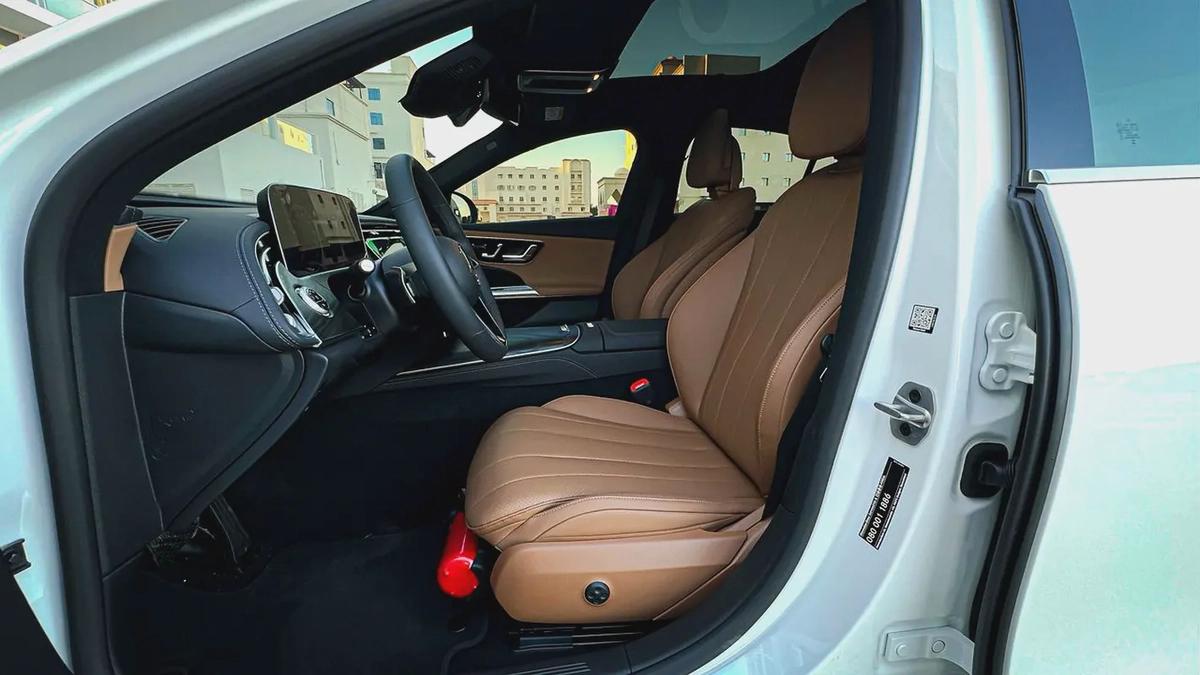 2025 Mercedes-Benz E200 | 0 kms | AMG Package-6-6