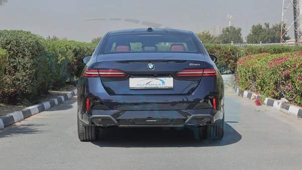2026 BMW 5-Series 530i M 2.0T RWD 0Km With 3 Years Or 100,000 Km Warranty