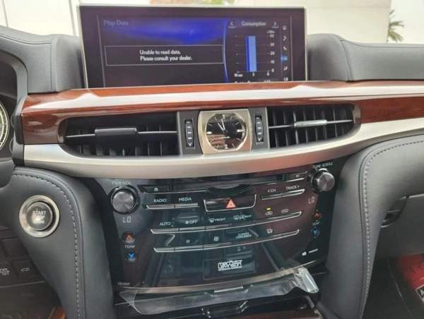 Lexus LX570 Sport