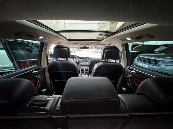 Volkswagen Tiguan 2017 in agency condition, accident-free