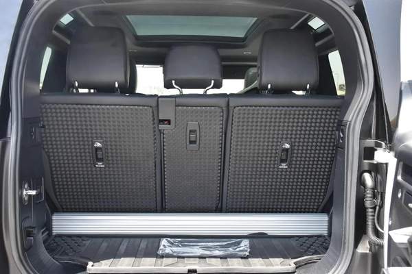 DEFENDER 90 P400 X DYNAMIC SE WHITE | 2024
