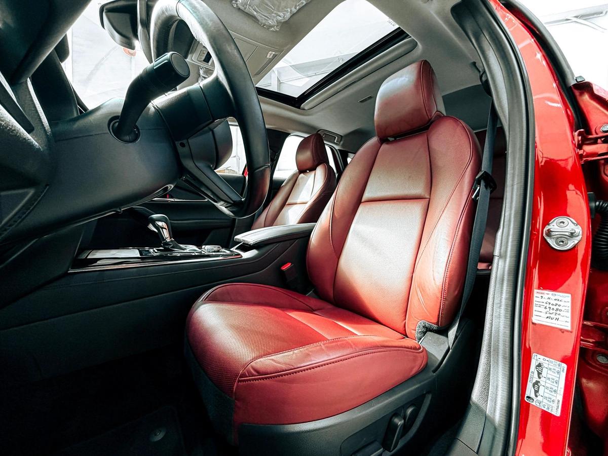 Massive Price Drop!!! // AED 1,100 // 20%DP// 2023 Mazda CX-30 2.0L V4-2-2