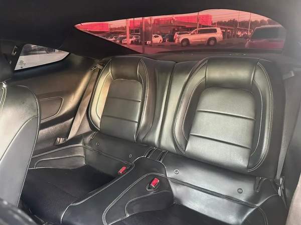 فورد موستانج 2015 مواصفات امريكية GT ٨ سلندر بحالة جيدة