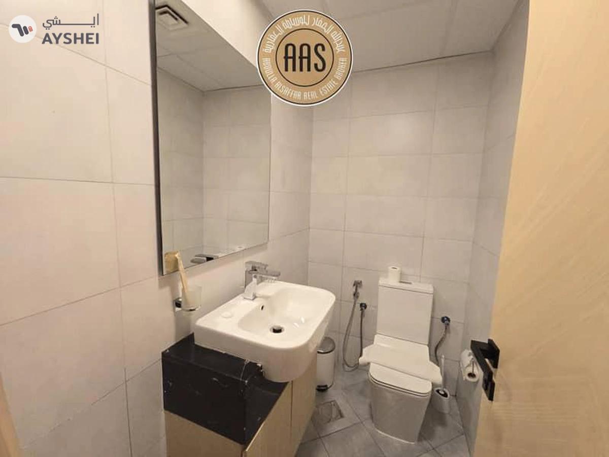 Fully furnished 1bhk 2bathrooms in 90k balcony wardrobes 1parking free-12-12