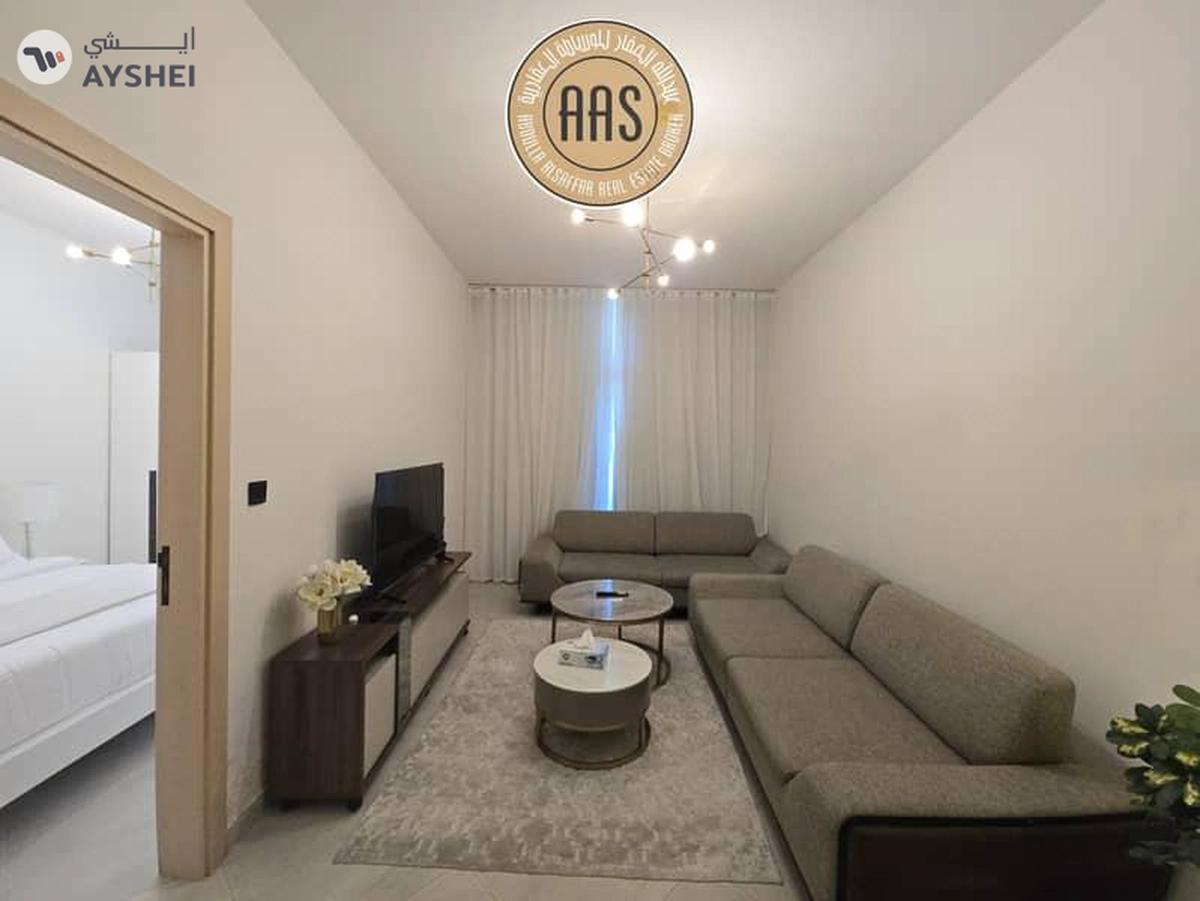 Fully furnished 1bhk 2bathrooms in 90k balcony wardrobes 1parking free-4-4
