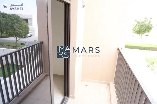 Bright & Spacious– Ideal for Comfort and Convenience!