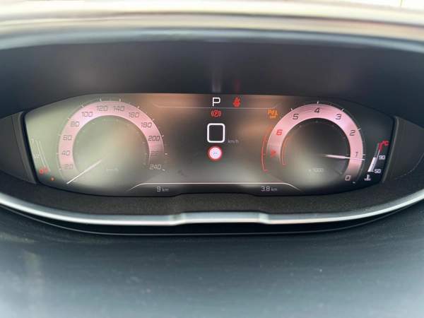 PEUGEOT 3008 GT