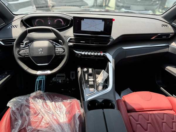 PEUGEOT 3008 GT