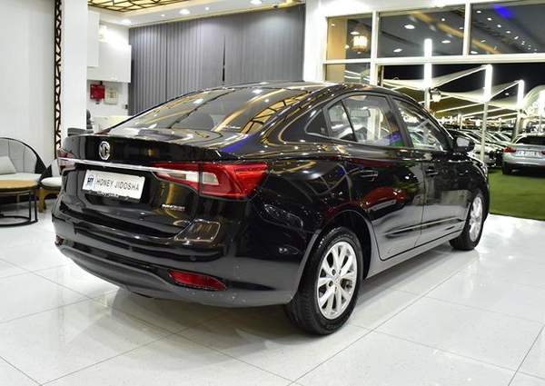 MG 5 ( 2023 Model ) in Black Color GCC Specs