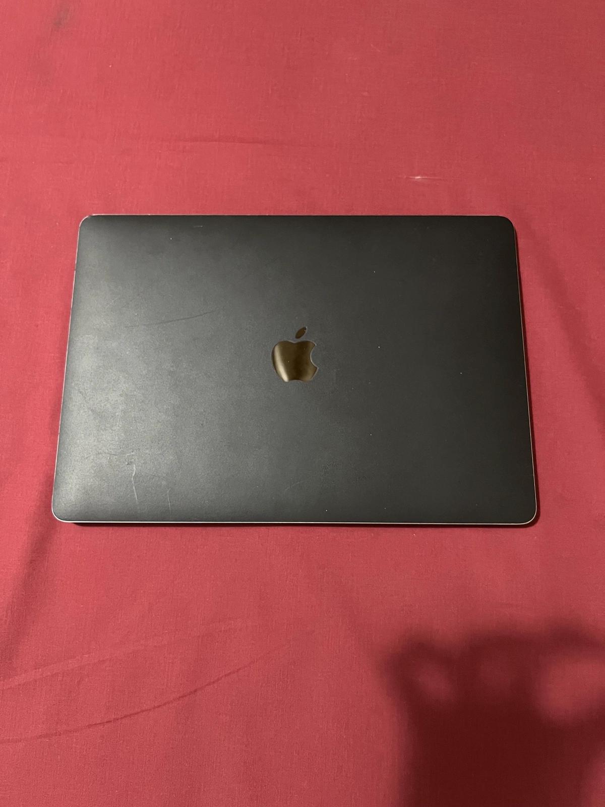 MacBook Air 2018 (TOUCH ID)-2-2