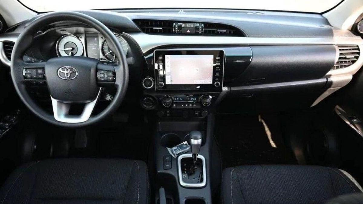 Toyota Hilux DC TRD 4.0L AWD-6-6