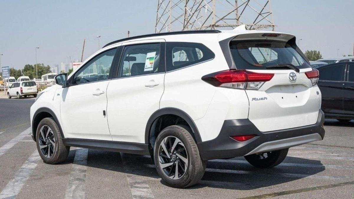 Toyota Rush Toyota Rush 1.5L Petrol AT MY2023-2-2