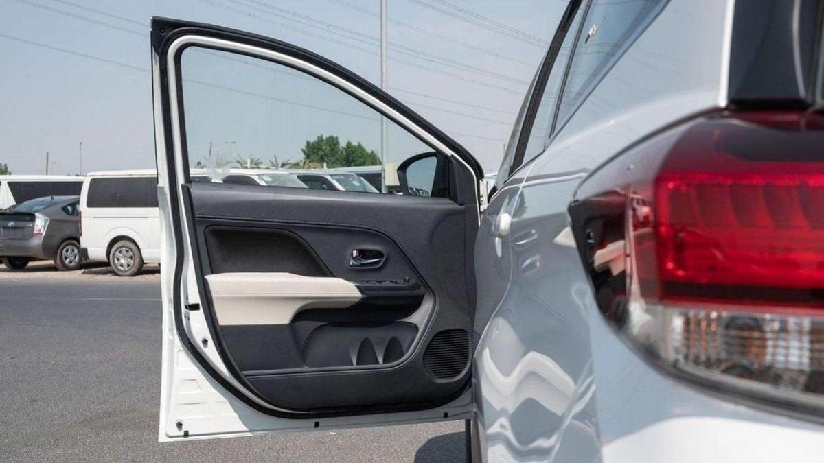 Toyota Rush Toyota Rush 1.5L Petrol AT MY2023-14-14