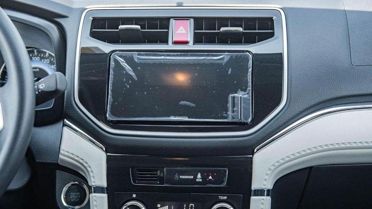 Toyota Rush Toyota Rush 1.5L Petrol AT MY2023-16-16