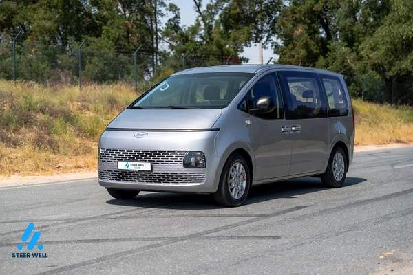 Hyundai Staria Premium