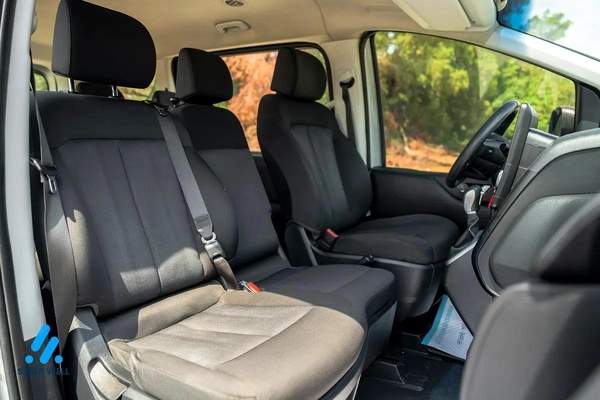 Hyundai Staria Premium