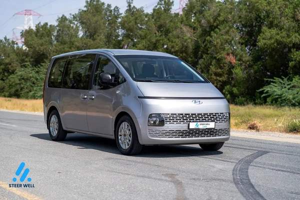 Hyundai Staria Premium
