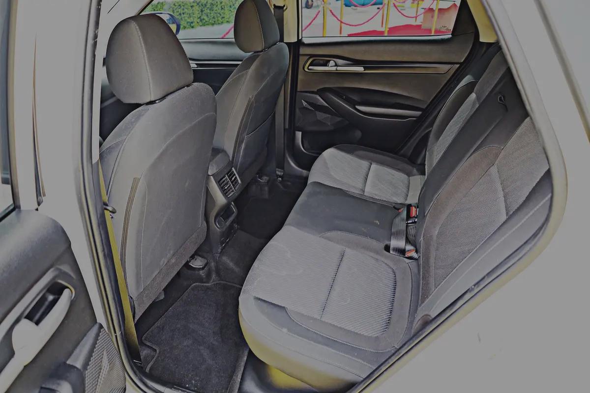 KIA SELTOS 2022 MODEL AVILABLE ON CASH AND BANK FINANCE-11-11