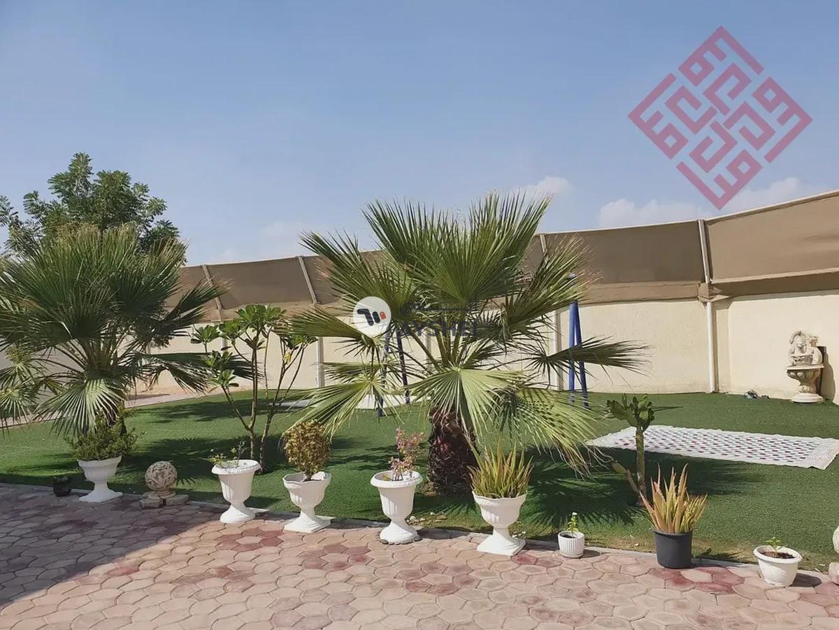 Exquisite Luxurious Villa For || 3 Master Room-0-0