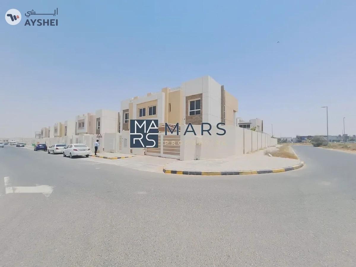 LUXURIOUS 4BHK VILLA WITH AMERICAN DESIGN-RENT-28-28