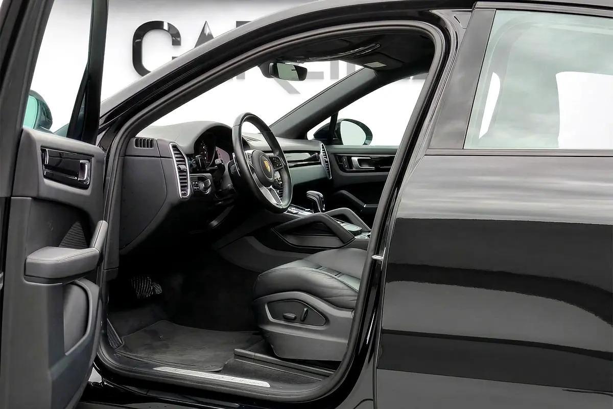 Porsche Cayenne Coupe Platinum Edition l Warranty till 2027-14-14