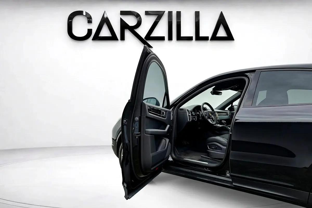 Porsche Cayenne Coupe Platinum Edition l Warranty till 2027-8-8