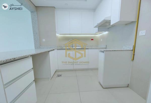 Apartment for rent in Al Nasr Square, Oud Metha