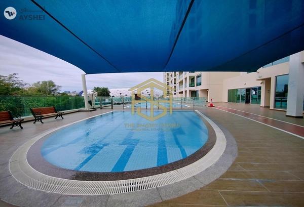 Apartment for rent in Al Nasr Square, Oud Metha