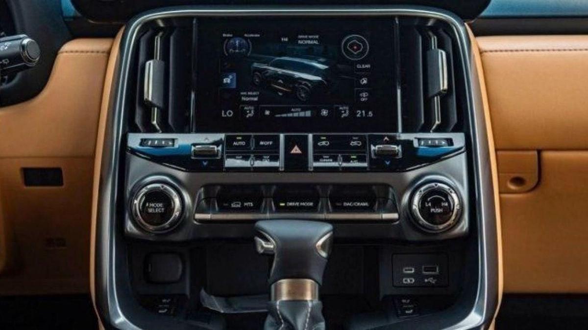 Lexus LX 600-8-8