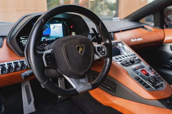 2017 Lamborghini Aventador S | GCC Specs | Super Clean and Low Mileage