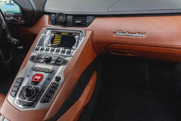 2017 Lamborghini Aventador S | GCC Specs | Super Clean and Low Mileage