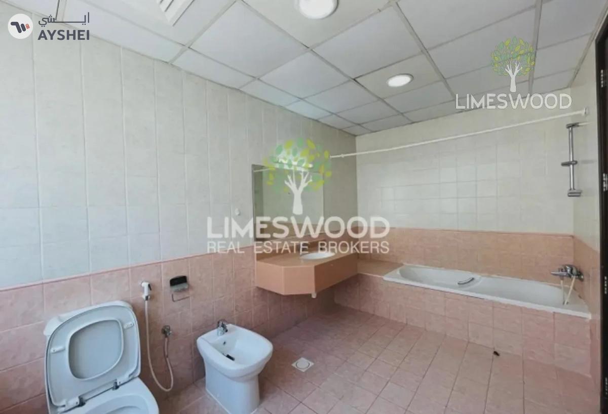 VILLA FOR RENT IN MIRDIF VILLAS, MIRDIF Private Entrance | Large 5BR |Close to City Center-3-3