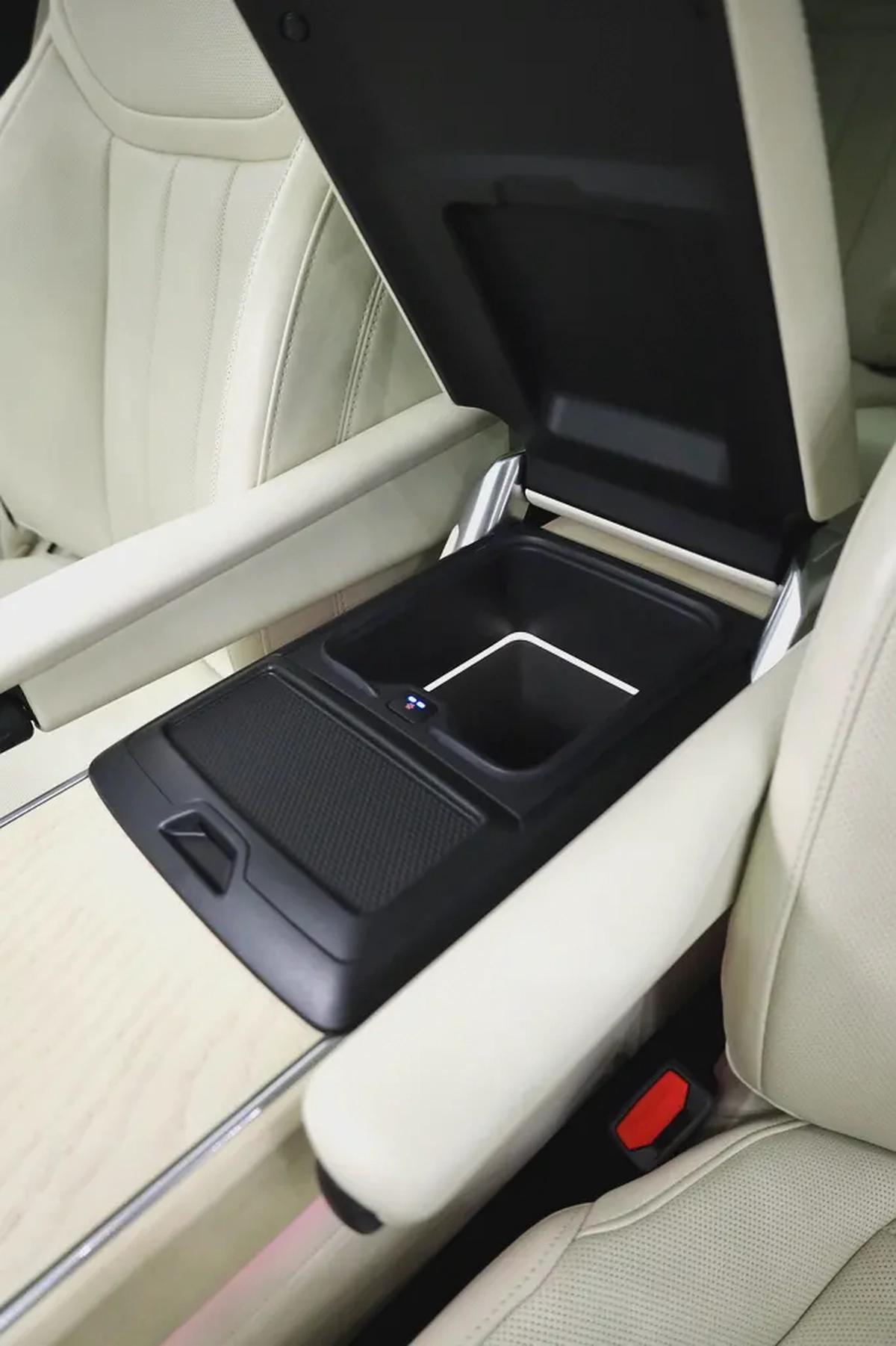 RANGE ROVER V6 P400 FULLY LOADED IN SPECIAL EIGER GRAY AND PERLINI INTERIOR-6-6