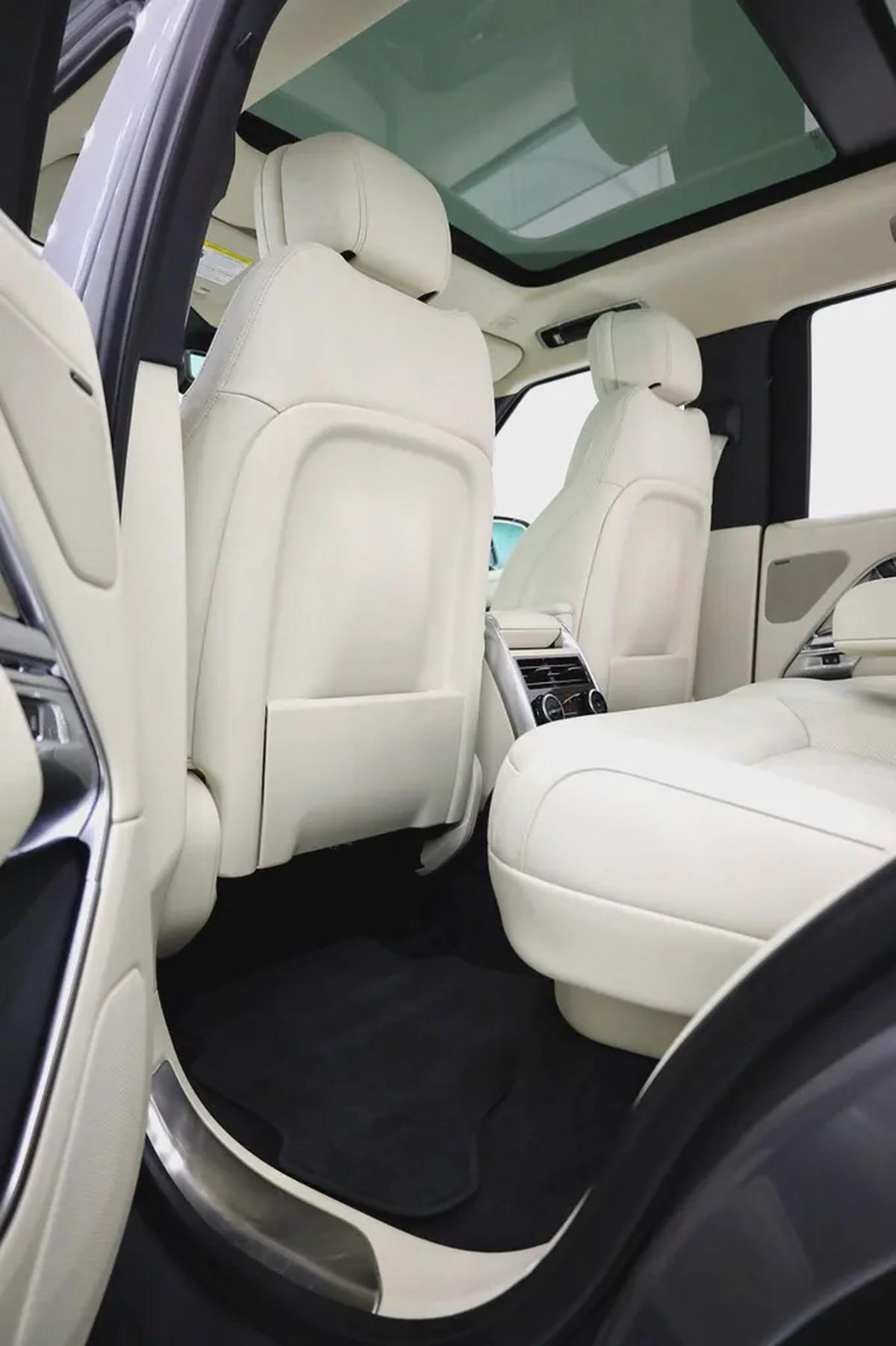 RANGE ROVER V6 P400 FULLY LOADED IN SPECIAL EIGER GRAY AND PERLINI INTERIOR-8-8