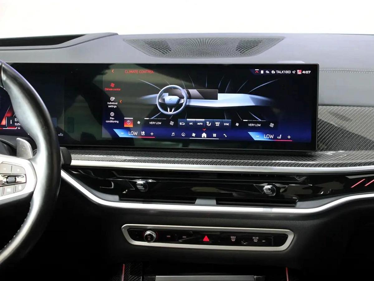 2024 - BMW X7 M60i - V8 with warranty-18-18