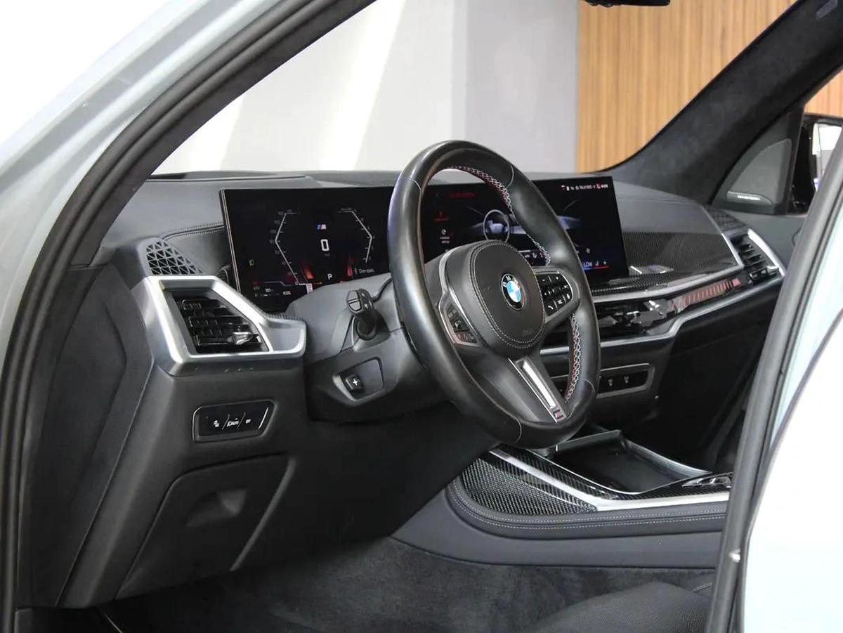 2024 - BMW X7 M60i - V8 with warranty-12-12