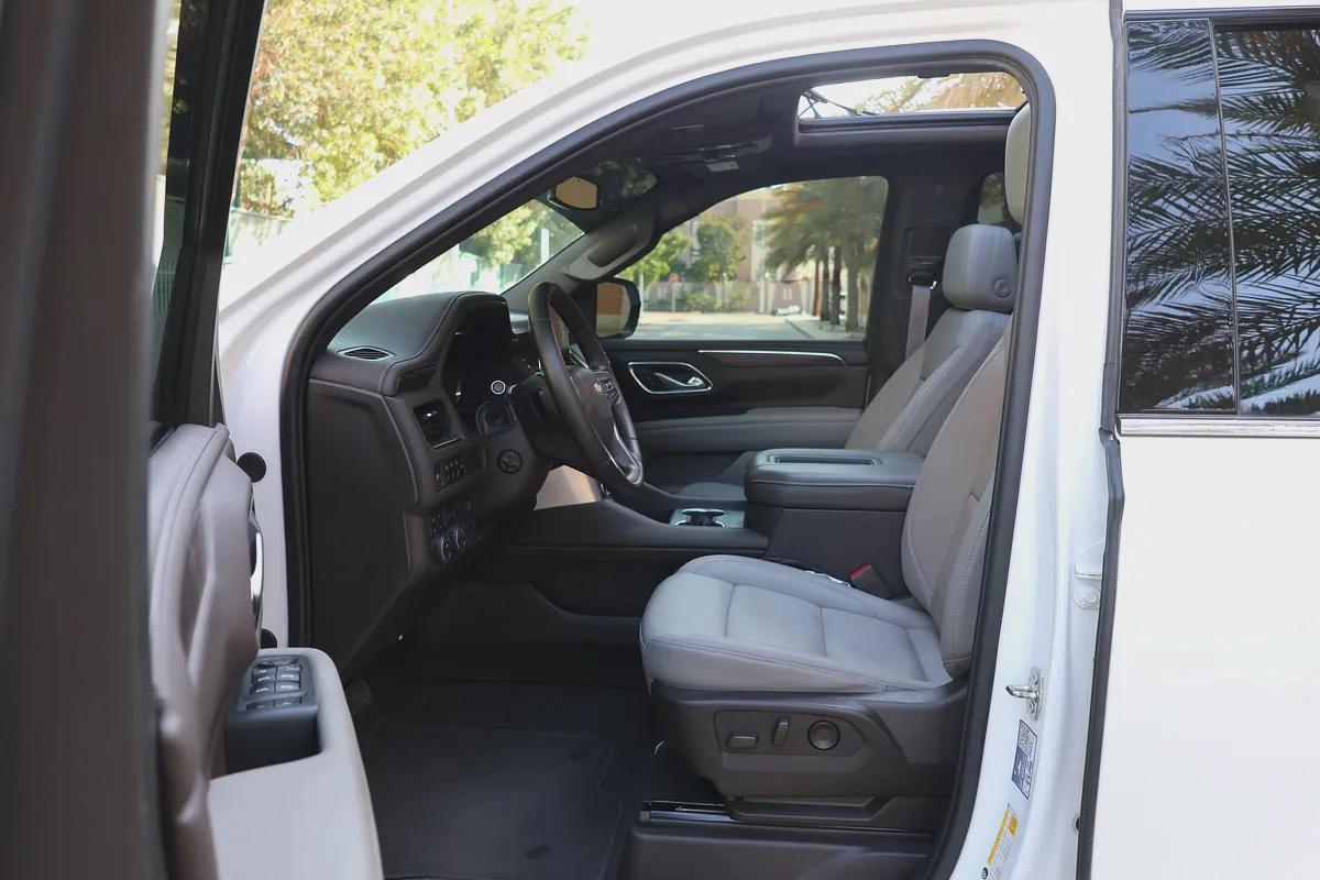 CHEVROLET TAHOE LT 4WD 5.3L V8 - GCC SPECS - UNDER WARRANTY / SERVICE 21-10-2027 - ACCIDENT FREE --10-10