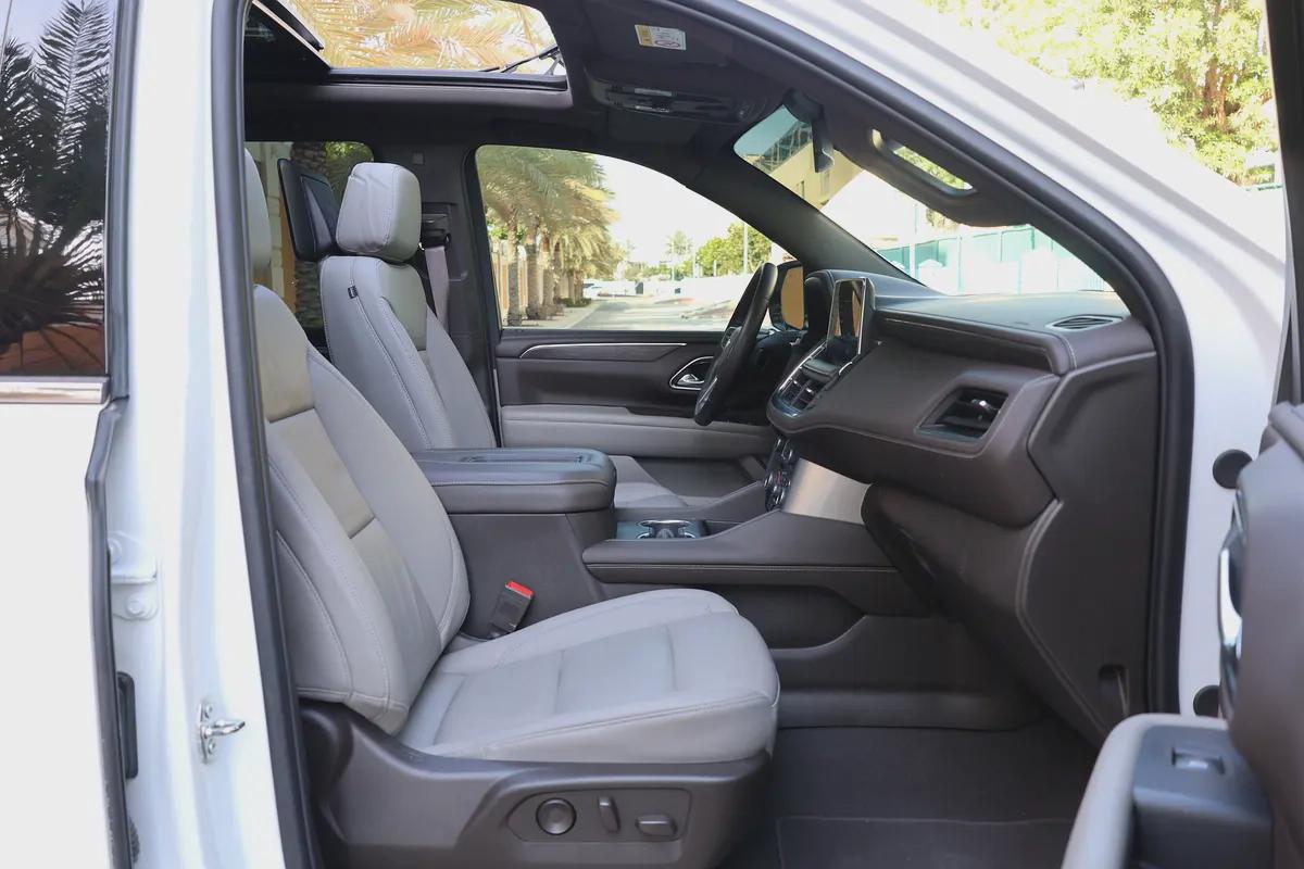 CHEVROLET TAHOE LT 4WD 5.3L V8 - GCC SPECS - UNDER WARRANTY / SERVICE 21-10-2027 - ACCIDENT FREE --15-15