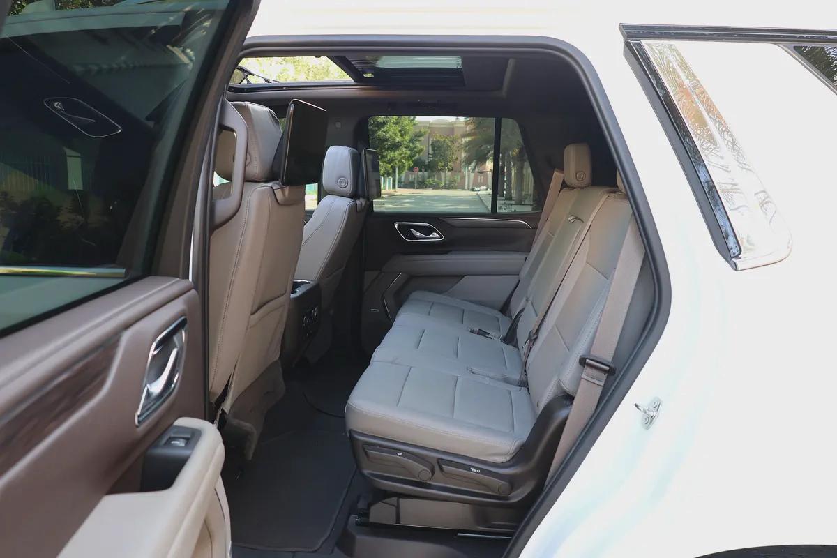 CHEVROLET TAHOE LT 4WD 5.3L V8 - GCC SPECS - UNDER WARRANTY / SERVICE 21-10-2027 - ACCIDENT FREE --16-16