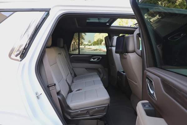 CHEVROLET TAHOE LT 4WD 5.3L V8 - GCC SPECS - UNDER WARRANTY / SERVICE 21-10-2027 - ACCIDENT FREE -