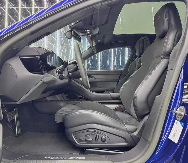 Porsche Taycan GTS 2023 GCC specs for 365,000.00 AED