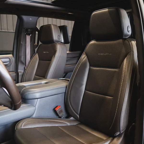 AED 4,407 pm • 0% Downpayment • GMC Yukon Denali • Agency Warranty