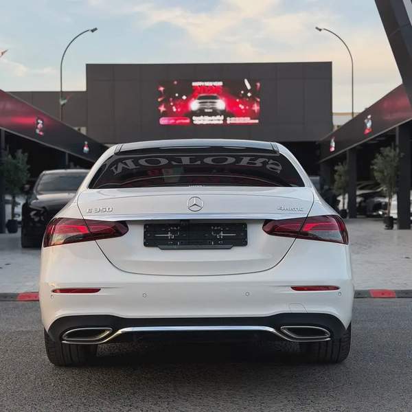 Mercedes E350 2021 | Korean Specs | Clean Title | 26K KM | White | مرسيدس E350 2021 وارد كوري كلين ت