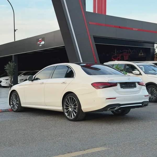 Mercedes E350 2021 | Korean Specs | Clean Title | 26K KM | White | مرسيدس E350 2021 وارد كوري كلين ت