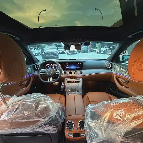 Mercedes E350 2021 | Korean Specs | Clean Title | 26K KM | White | مرسيدس E350 2021 وارد كوري كلين ت