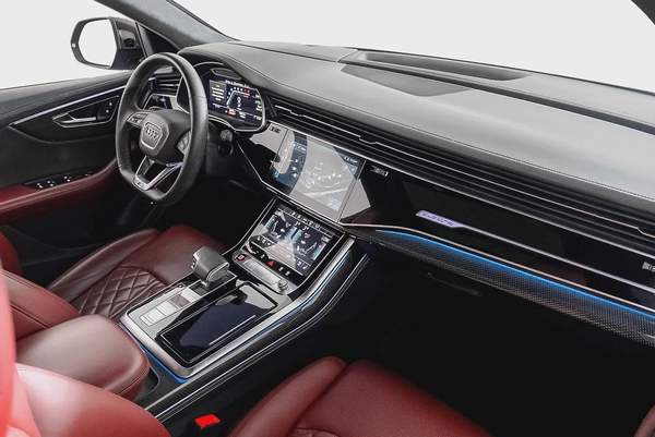 5,712 AED / 60 months | 0% DP | 2022 Audi SQ8 / Full Service History and Audi Warranty