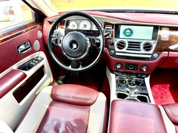 Std 6.6L l ROLLS ROYCE GHOST l GCC SPECS l 6.6L W12 l YEAR 2017 l