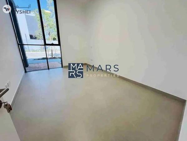 Luxury 4badroom villa available for rent:200K